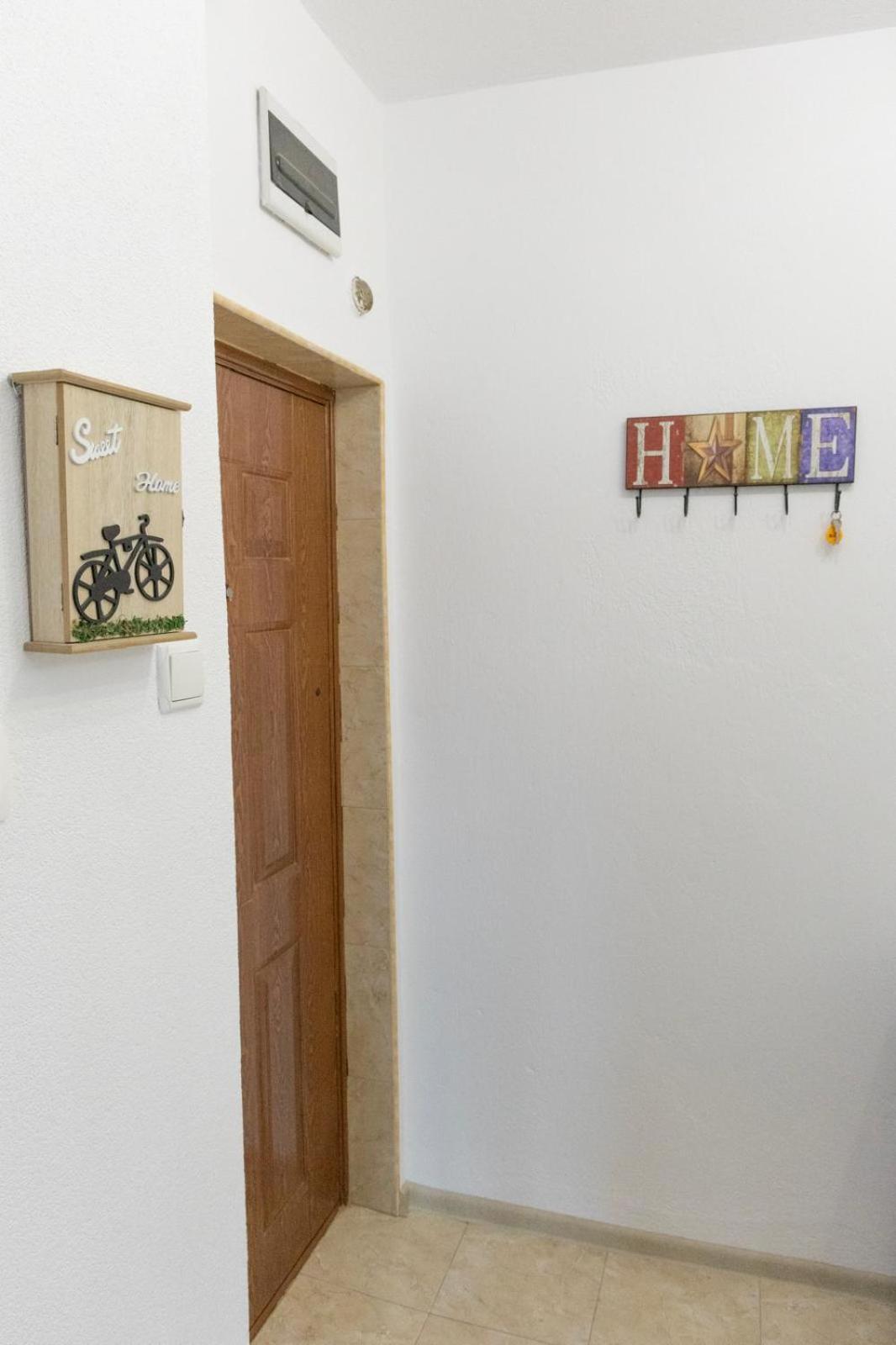 Kris Apartment サンダンスキ エクステリア 写真